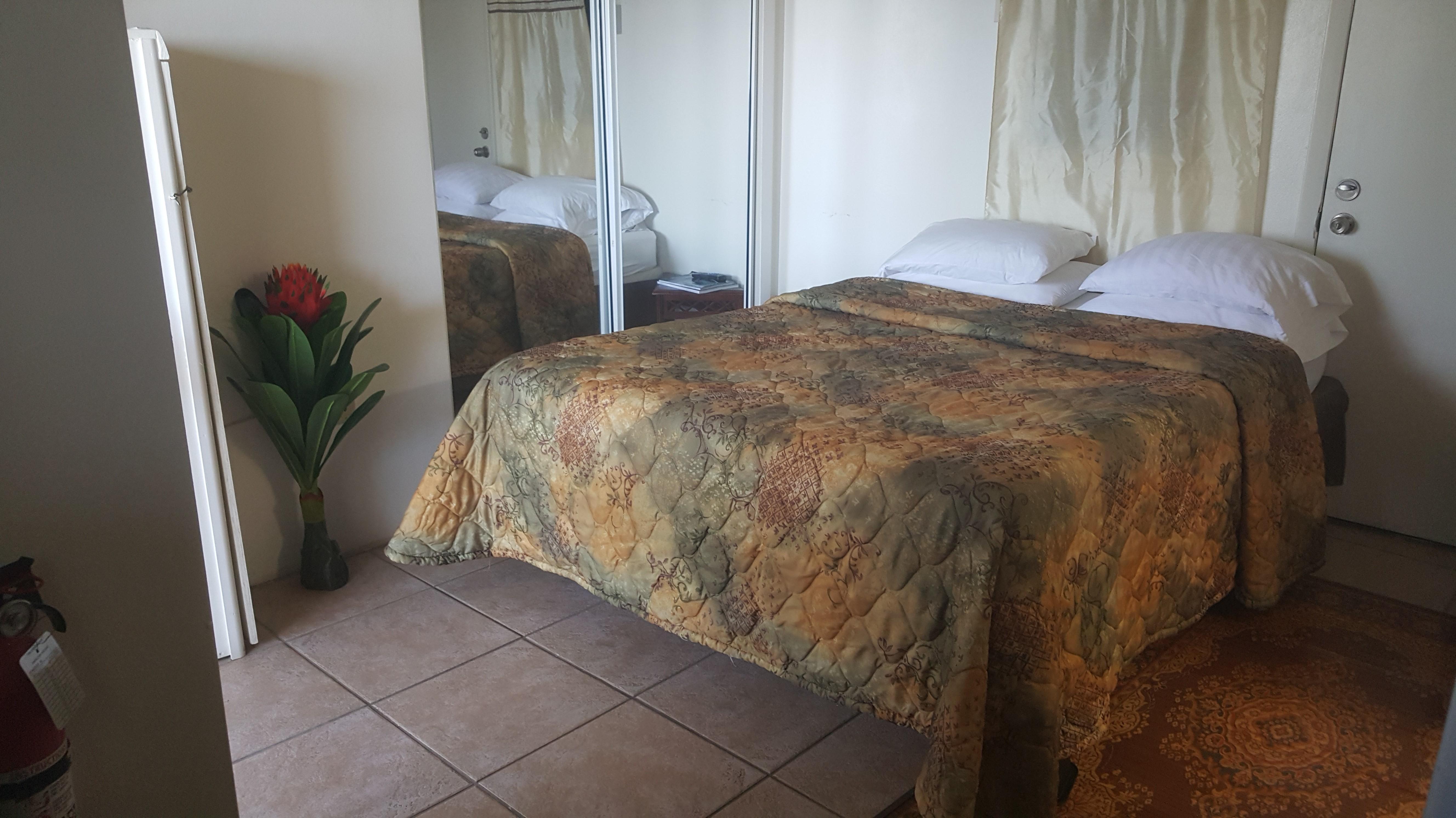 Sunset Gardens Guesthouse Contant  Εξωτερικό φωτογραφία
